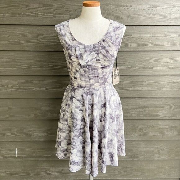 Coconinno Jaquiline Fit & Flare Dress NWT - Picture 1 of 7